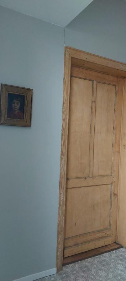Вилла De Oude Statie Tessenderlo Экстерьер фото